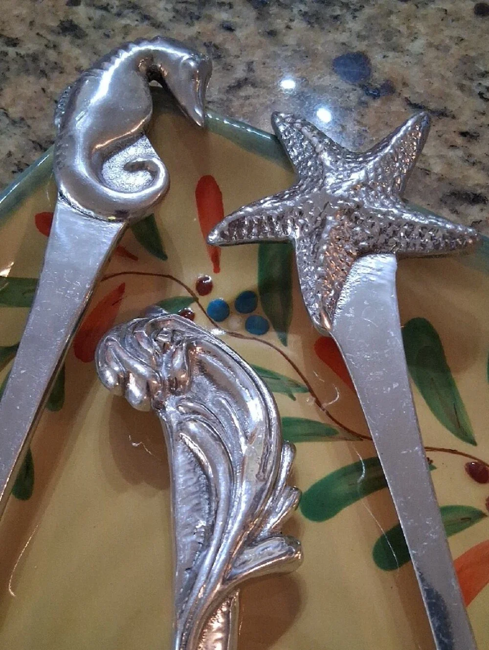 Vintage Mariposa 1994/1998 Ocean Sculpted Theme Salad Servers. 11
